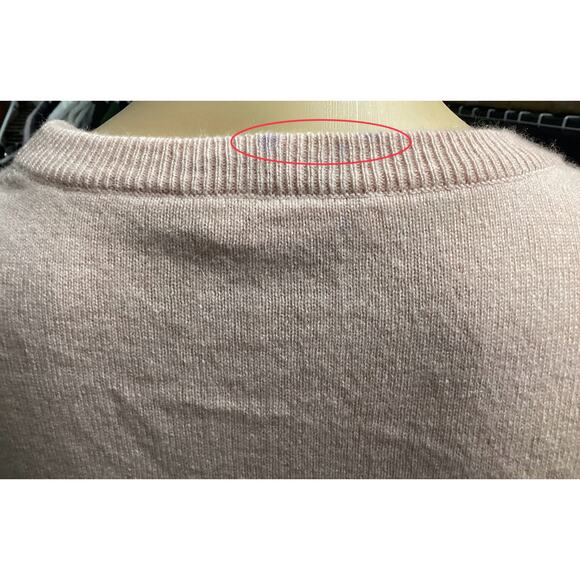 Tory Burch 100% Cashmere Crewneck Long Sleeve Sweater size M peach/light pink - Picture 4 of 9